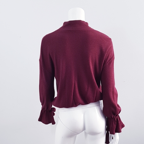 Fab Stretchy William Rast Knit w/Bell Wrist Tie Up (D) - Picture 3 of 4